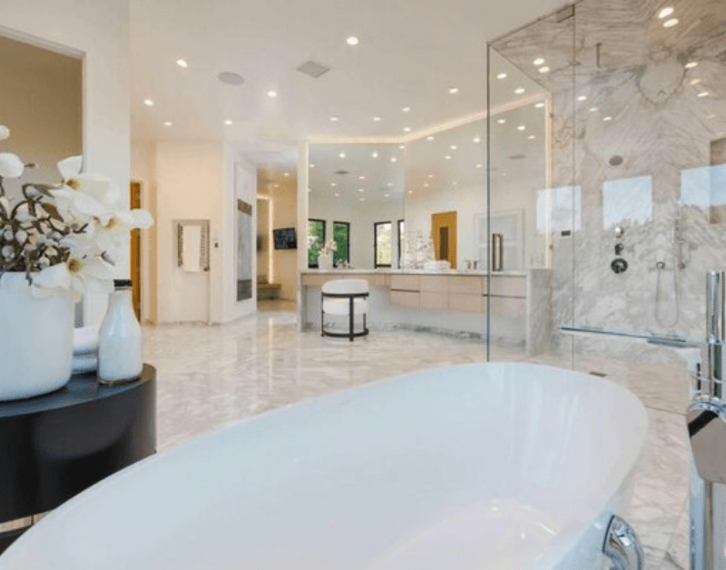 Eva Longoria's bathroom